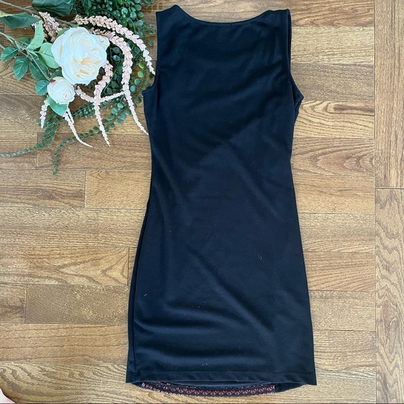 Soprano Bodycon Knit Dress - Picture 4 of 4
